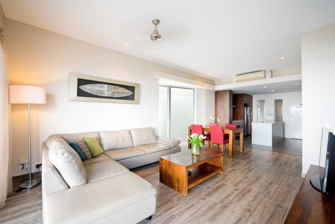 Whitsunday Reflections - Great Ocean Road Tourism 22