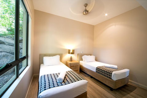 Whitsunday Reflections - Great Ocean Road Tourism 5