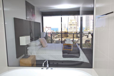 Circle Luxury Holidays - Great Ocean Road Tourism 5