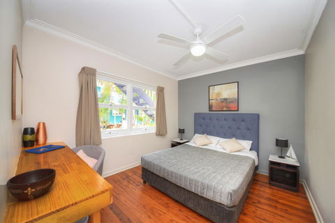 Backpackers In Paradise 18-35 Hostel - Great Ocean Road Tourism 1
