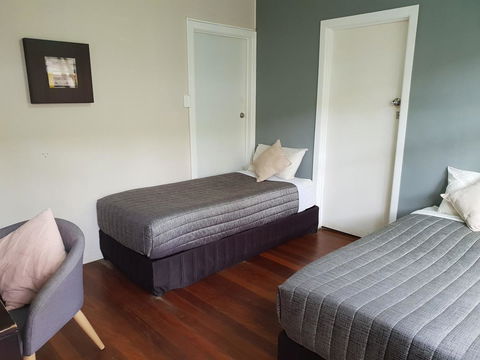 Backpackers In Paradise 18-35 Hostel - Great Ocean Road Tourism 5
