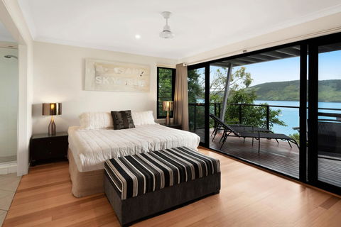 Shorelines - Great Ocean Road Tourism 4