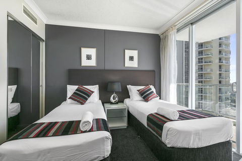 Mantra Towers Of Chevron - Great Ocean Road Tourism 21
