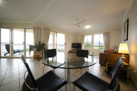 Martinique Whitsunday Resort - Great Ocean Road Tourism 40
