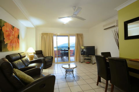 Martinique Whitsunday Resort - Great Ocean Road Tourism 37