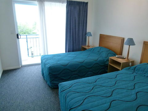 Madison Ocean Breeze Apartments - Great Ocean Road Tourism 30