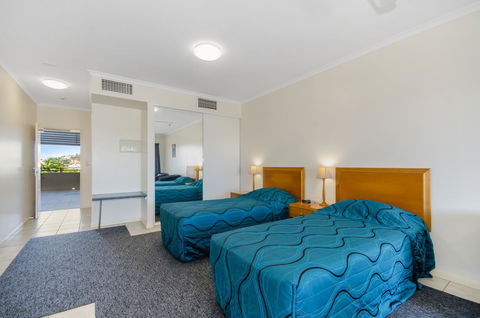 Madison Ocean Breeze Apartments - Great Ocean Road Tourism 10