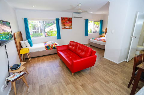 Port Douglas Motel - Great Ocean Road Tourism 4