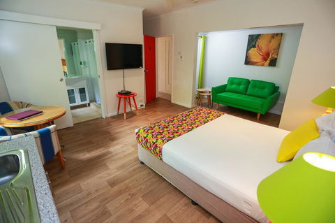 Port Douglas Motel - Great Ocean Road Tourism 14