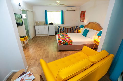 Port Douglas Motel - Great Ocean Road Tourism 19