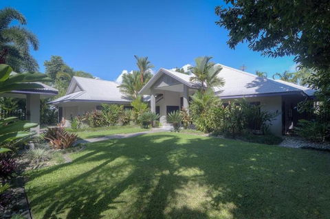 Tranquility By The Course Port Douglas - Great Ocean Road Tourism 15