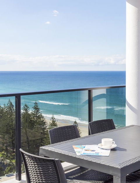 Boardwalk Burleigh Beach - Official - Great Ocean Road Tourism 24