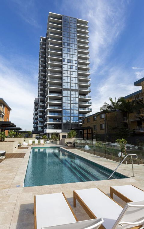 Boardwalk Burleigh Beach - Official - Great Ocean Road Tourism 0