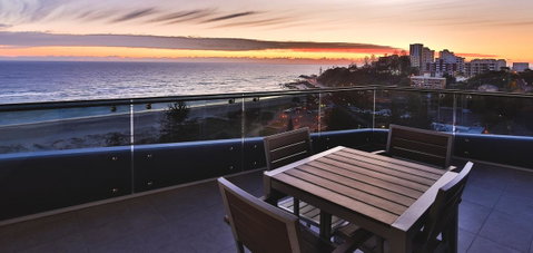 Iconic Kirra Beach Resort - Great Ocean Road Tourism 43