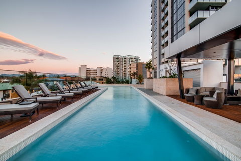 Iconic Kirra Beach Resort - Great Ocean Road Tourism 15