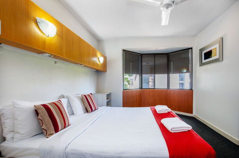 Tiki Hotel Apartments Surfers Paradise - Great Ocean Road Tourism 1