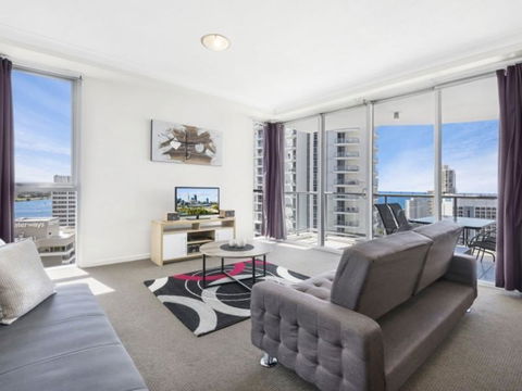 Beach Stay - Ocean & Riverview Resort Chevron Renaissance Central Surfers Paradise - Great Ocean Road Tourism 3