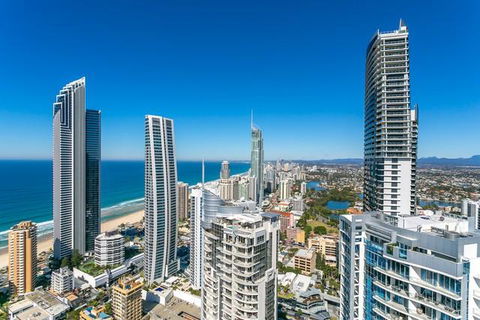 Beach Stay - Ocean & Riverview Resort Chevron Renaissance Central Surfers Paradise - Great Ocean Road Tourism 23