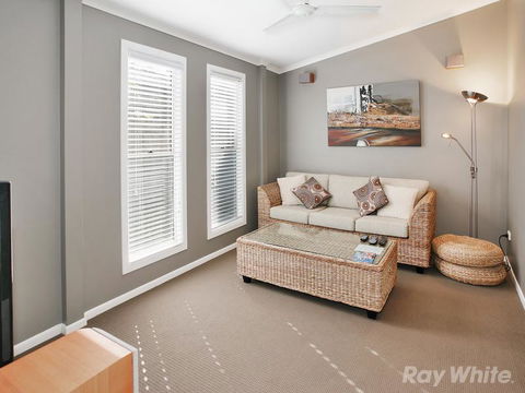 Beach House On Tradewinds Avenue - Great Ocean Road Tourism 6