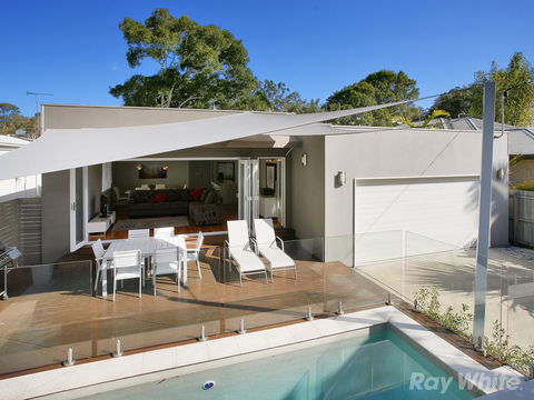 Beach House On Tradewinds Avenue - Great Ocean Road Tourism 1