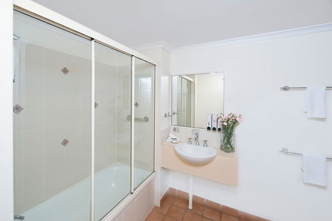Park Regis Anchorage - Great Ocean Road Tourism 10