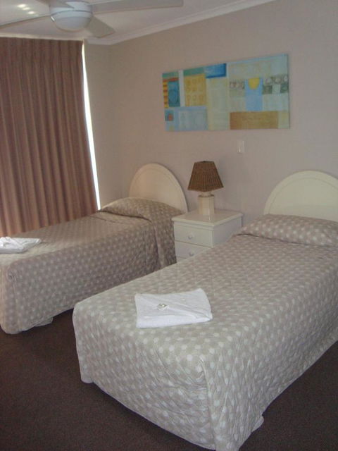 Grosvenor Beachfront Apartments Surfers Paradise - Great Ocean Road Tourism 18