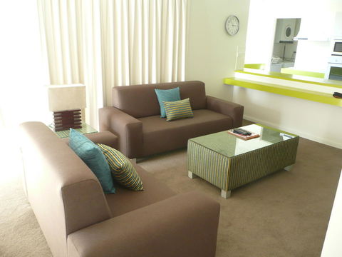 Grosvenor Beachfront Apartments Surfers Paradise - Great Ocean Road Tourism 8