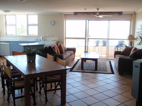 Grosvenor Beachfront Apartments Surfers Paradise - Great Ocean Road Tourism 22