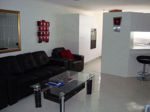 Grosvenor Beachfront Apartments Surfers Paradise - Great Ocean Road Tourism 36