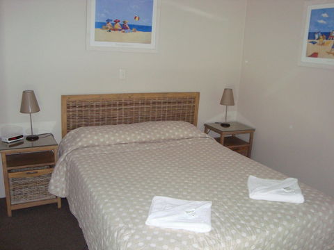 Grosvenor Beachfront Apartments Surfers Paradise - Great Ocean Road Tourism 13