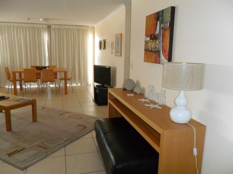 Grosvenor Beachfront Apartments Surfers Paradise - Great Ocean Road Tourism 10