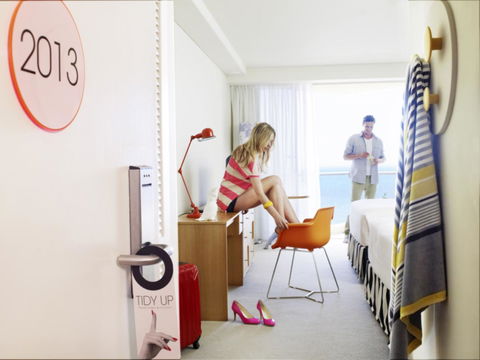 QT Gold Coast - Great Ocean Road Tourism 38