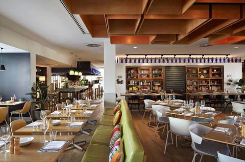 QT Gold Coast - Great Ocean Road Tourism 13