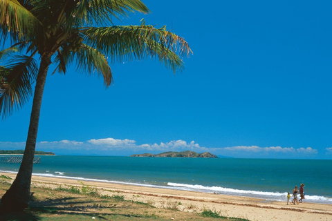 Riviera Mackay - Great Ocean Road Tourism 1