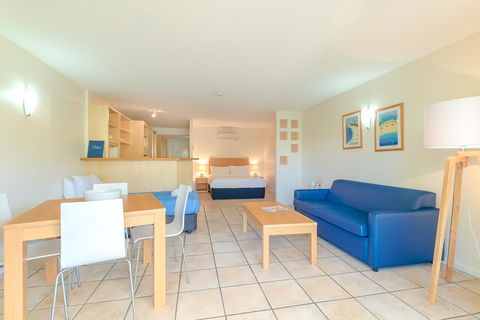 At The Sound Noosa Motel - Great Ocean Road Tourism 39