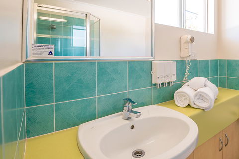 At The Sound Noosa Motel - Great Ocean Road Tourism 32