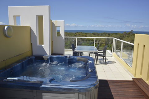 Seachange Coolum Beach - Great Ocean Road Tourism 38