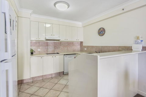 APR Private SUITES MOROC By The Beach - Great Ocean Road Tourism 22