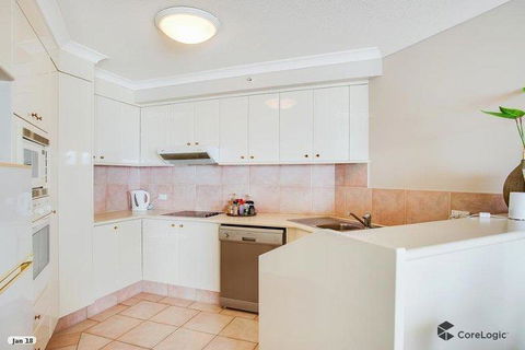 APR Private SUITES MOROC By The Beach - Great Ocean Road Tourism 27