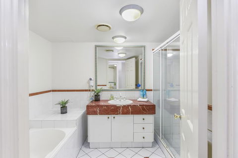 APR Private SUITES MOROC By The Beach - Great Ocean Road Tourism 28