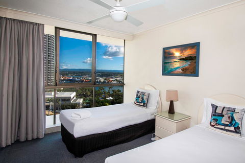 Seacrest Beachfront Apartments Surfers Paradise - Great Ocean Road Tourism 18
