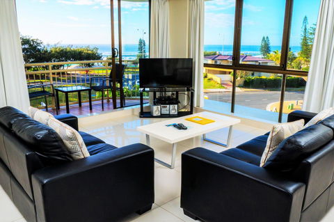 Seacrest Beachfront Apartments Surfers Paradise - Great Ocean Road Tourism 35