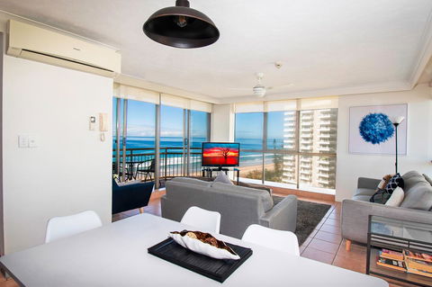 Seacrest Beachfront Apartments Surfers Paradise - Great Ocean Road Tourism 21