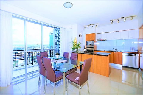 The Towers Of Chevron Renaissance - Holidays Gold Coast - Great Ocean Road Tourism 29