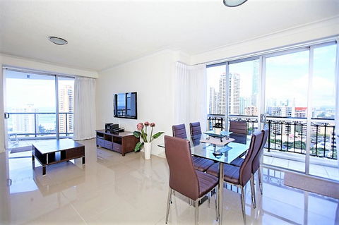 The Towers Of Chevron Renaissance - Holidays Gold Coast - Great Ocean Road Tourism 32