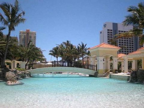 The Towers Of Chevron Renaissance - Holidays Gold Coast - Great Ocean Road Tourism 4