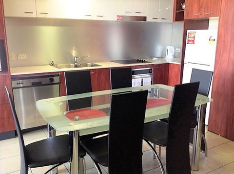 The Towers Of Chevron Renaissance - Holidays Gold Coast - Great Ocean Road Tourism 43