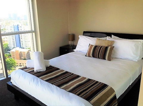 The Towers Of Chevron Renaissance - Holidays Gold Coast - Great Ocean Road Tourism 37