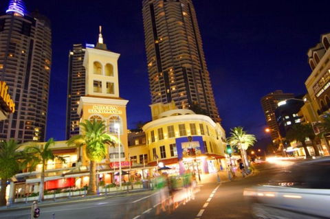The Towers Of Chevron Renaissance - Holidays Gold Coast - Great Ocean Road Tourism 0