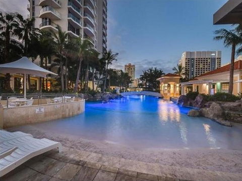 The Towers Of Chevron Renaissance - Holidays Gold Coast - Great Ocean Road Tourism 6